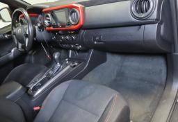 Thumbnail of 2016 Toyota Tacoma