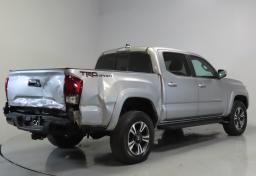 Thumbnail of 2016 Toyota Tacoma