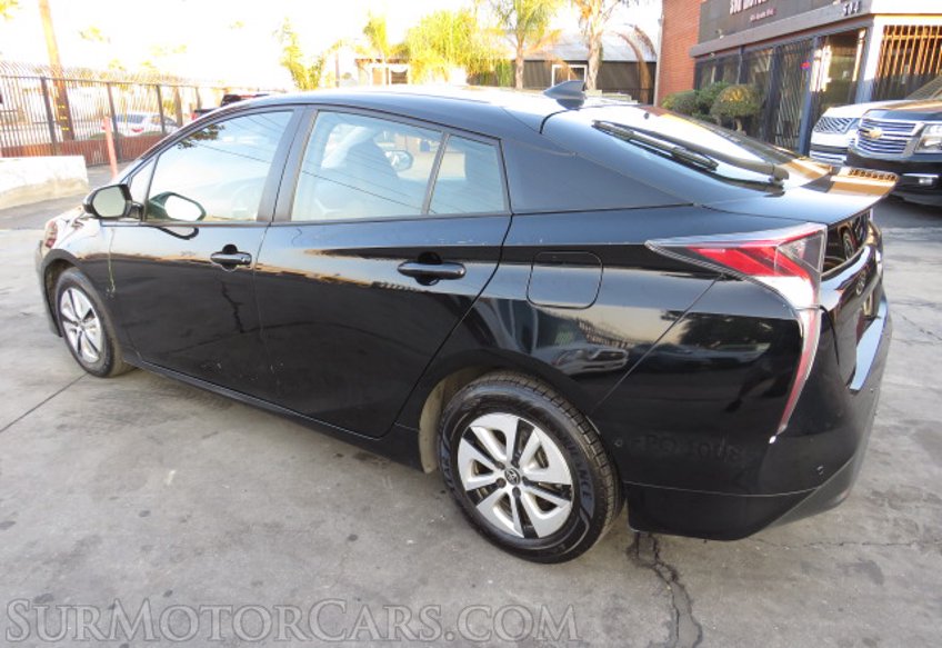 2018 Toyota Prius - Image 9