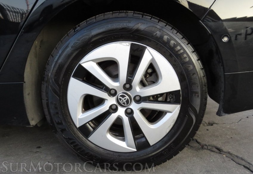 2018 Toyota Prius - Image 10