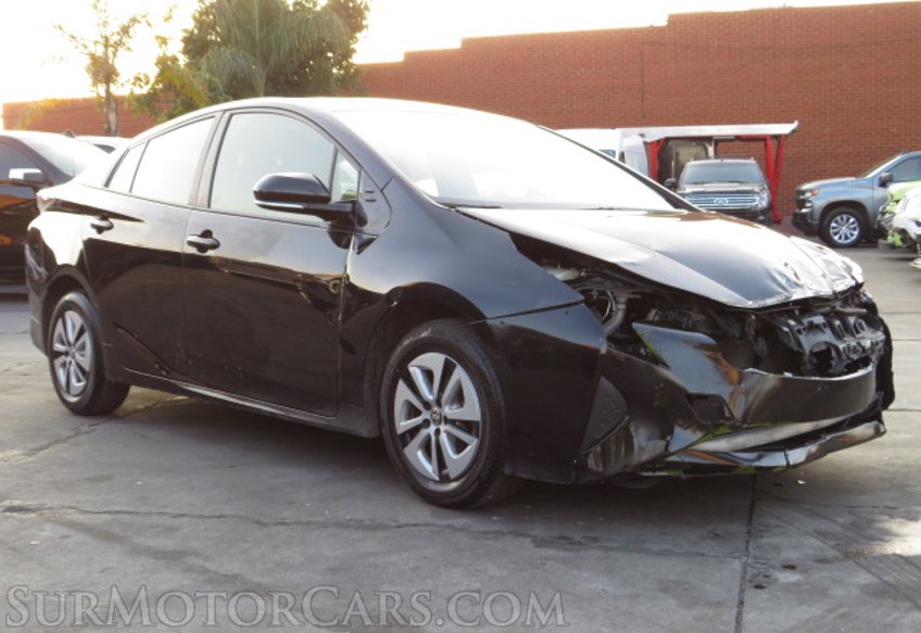 2018 Toyota Prius - Image 4