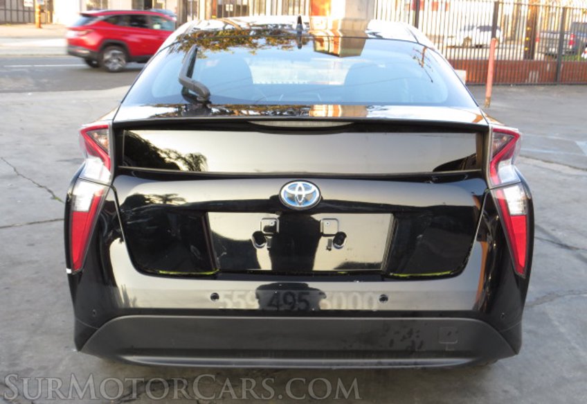 2018 Toyota Prius - Image 11