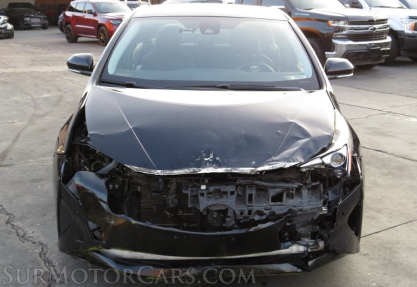 2018 Toyota Prius - Image 14