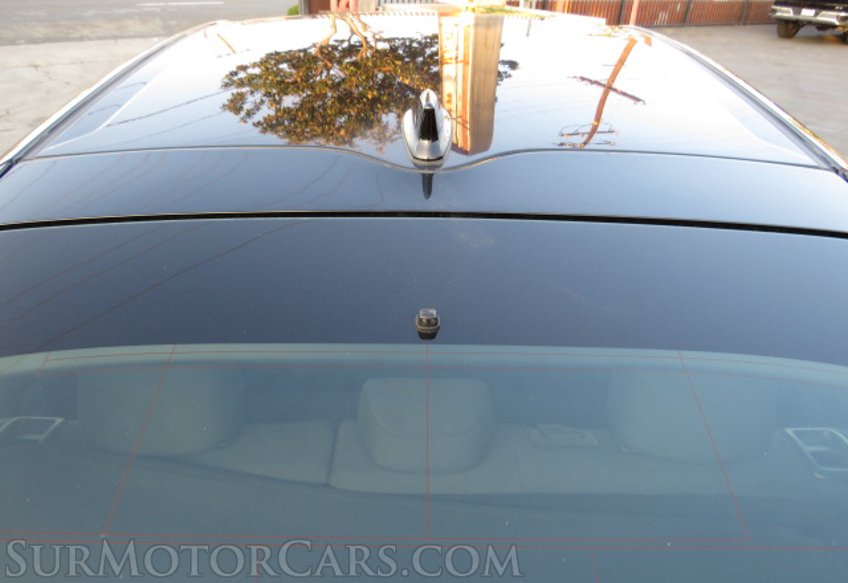 2018 Toyota Prius - Image 12