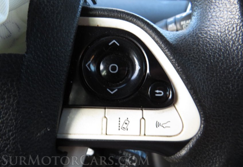 2018 Toyota Prius - Image 37