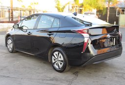 2018 Toyota Prius - Image 7