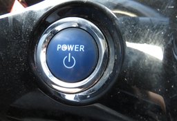 2018 Toyota Prius - Image 39