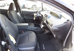 2018 Toyota Prius - Image 21