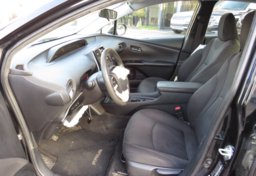 2018 Toyota Prius - Image 20