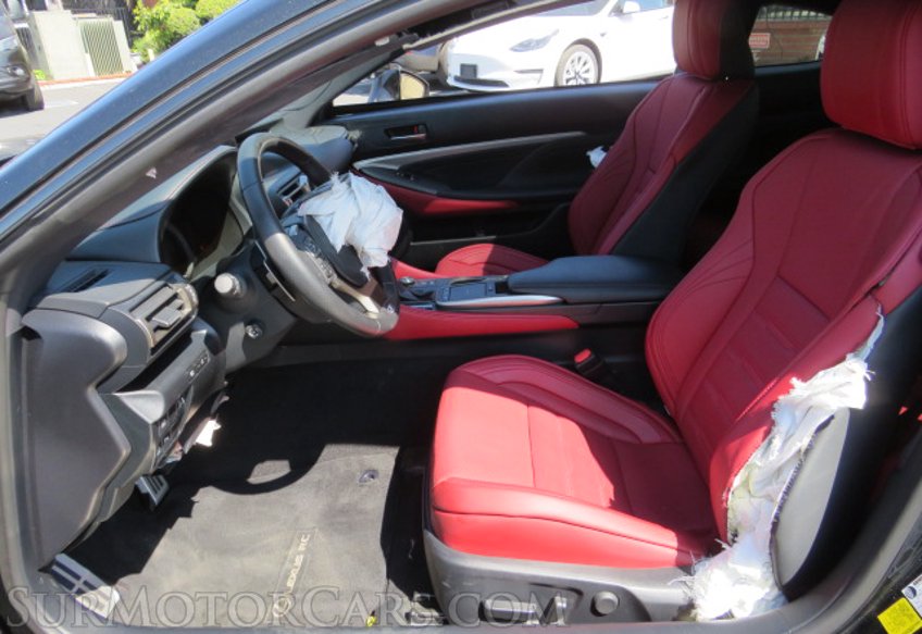 2019 Lexus RC - Image 23