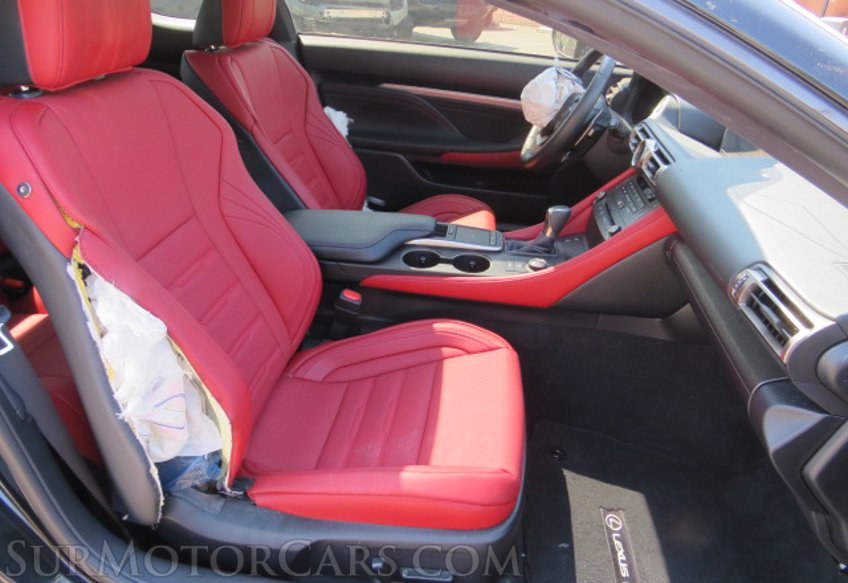 2019 Lexus RC - Image 26