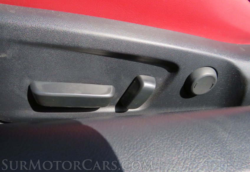 2019 Lexus RC - Image 33