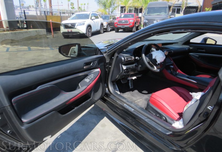 2019 Lexus RC - Image 20