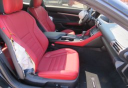 2019 Lexus RC - Image 26