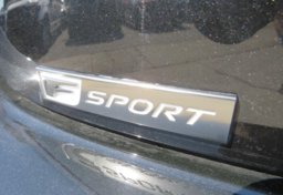 2019 Lexus RC - Image 17