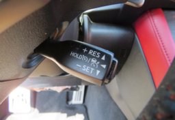 2019 Lexus RC - Image 34