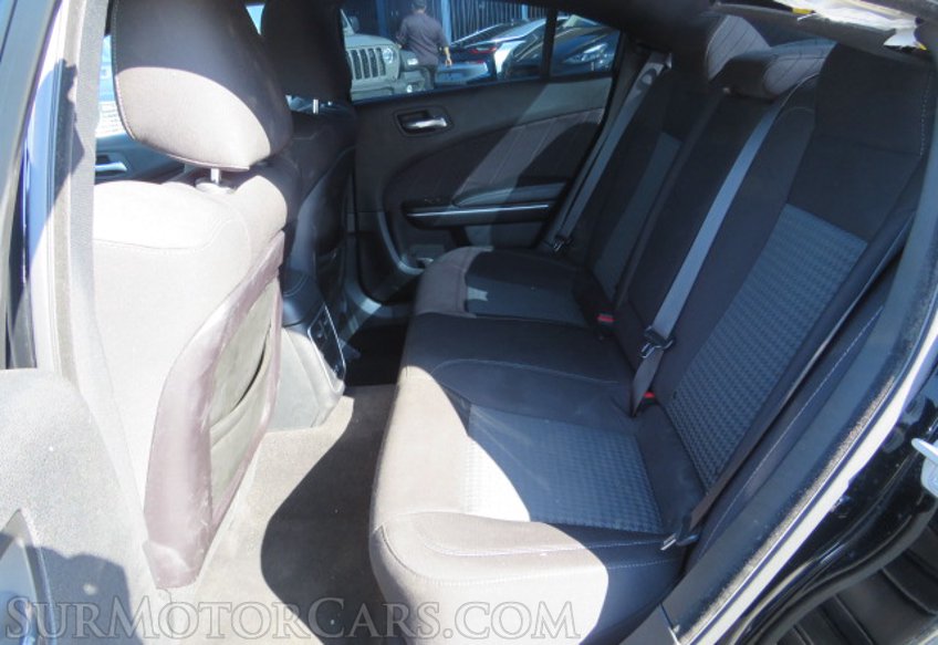 2020 Dodge Charger - Image 27