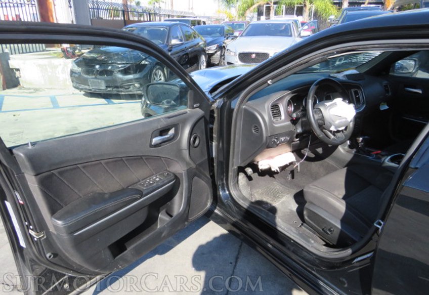 2020 Dodge Charger - Image 21