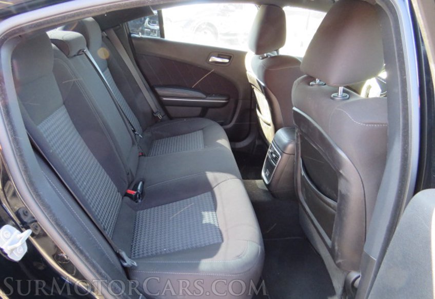 2020 Dodge Charger - Image 28