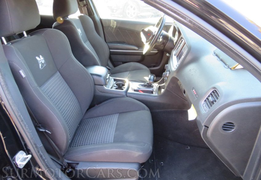 2020 Dodge Charger - Image 26