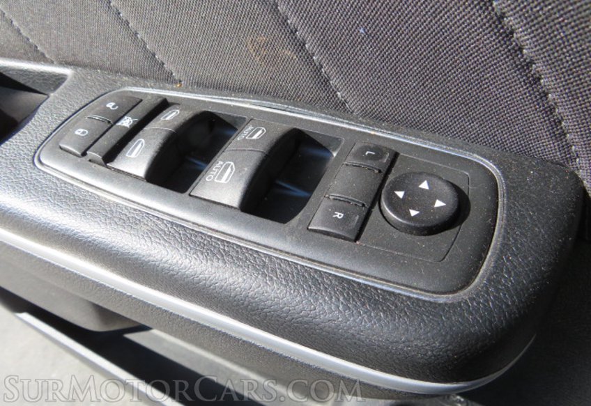 2020 Dodge Charger - Image 47