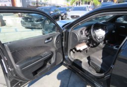 2020 Dodge Charger - Image 21