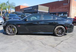 2020 Dodge Charger - Image 5