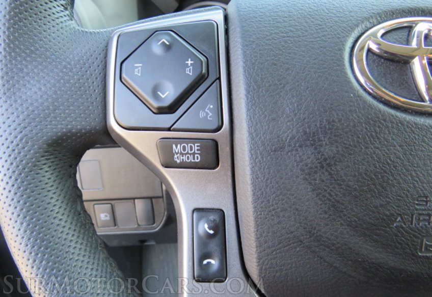 2022 Toyota Tacoma - Image 32