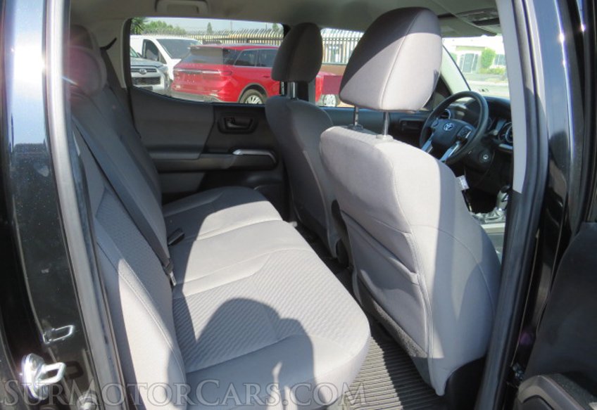 2022 Toyota Tacoma - Image 29