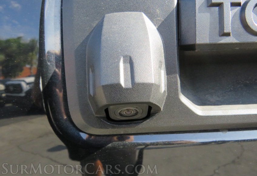 2022 Toyota Tacoma - Image 17