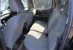 2022 Toyota Tacoma - Image 28