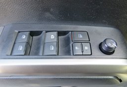 2022 Toyota Tacoma - Image 38