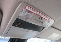 2022 Toyota Tacoma - Image 44