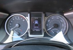 2022 Toyota Tacoma - Image 30