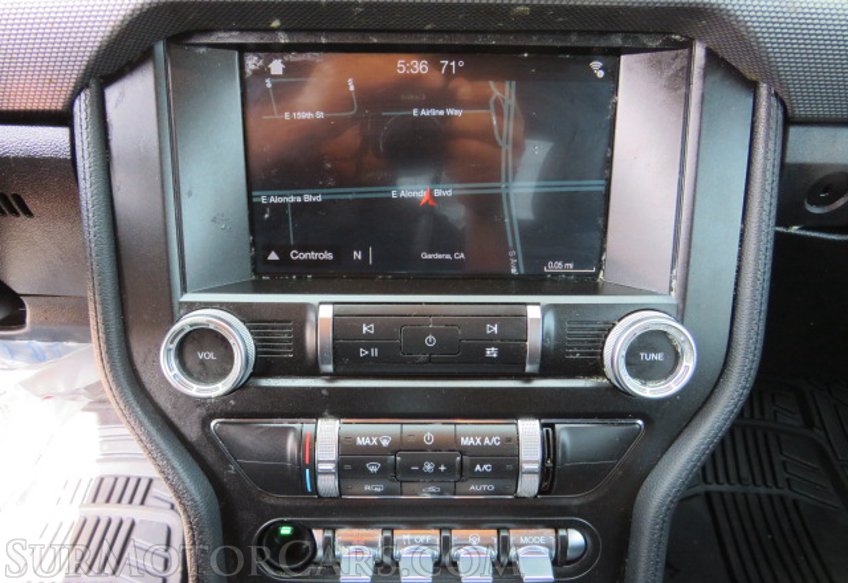 2019 Ford Mustang - Image 33