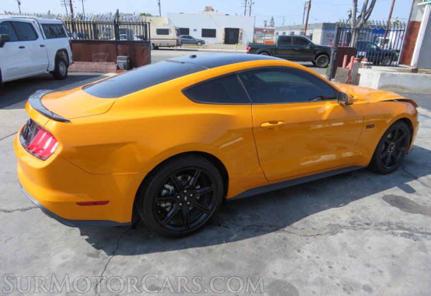2019 Ford Mustang - Image 10