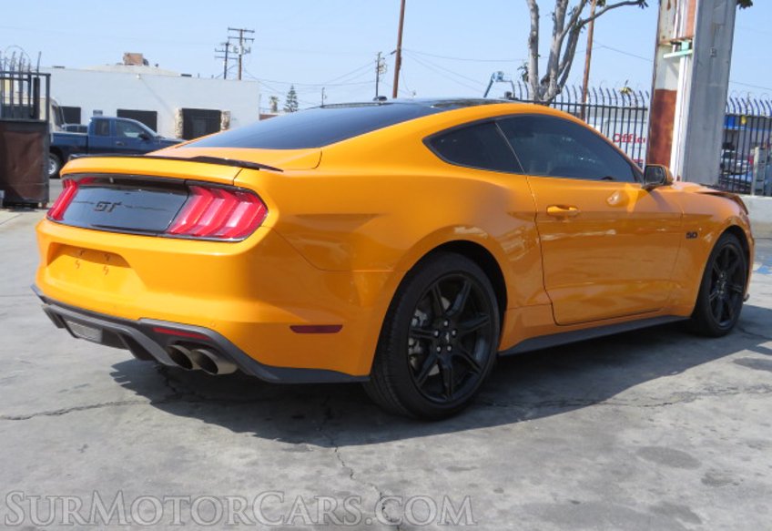2019 Ford Mustang - Image 8