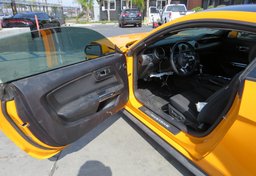 2019 Ford Mustang - Image 21