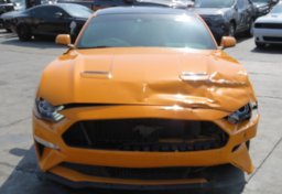 2019 Ford Mustang - Image 16