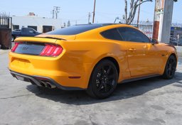 2019 Ford Mustang - Image 8