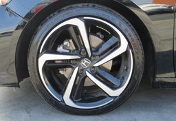 2020 Honda Accord Sedan - Image 16