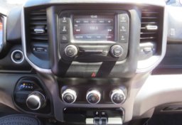 2019 Ram 1500 - Image 41