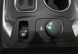 2019 Chevrolet Traverse - Image 38