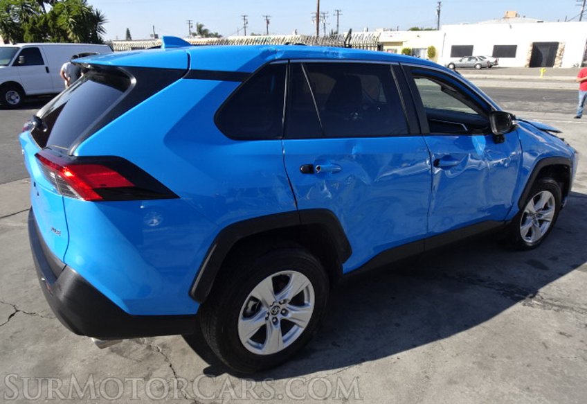 2021 Toyota RAV4 - Image 6