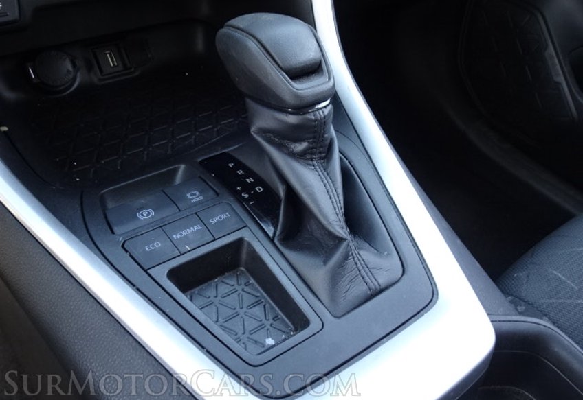 2021 Toyota RAV4 - Image 38