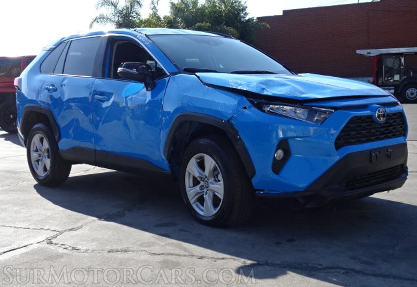 2021 Toyota RAV4 - Image 4