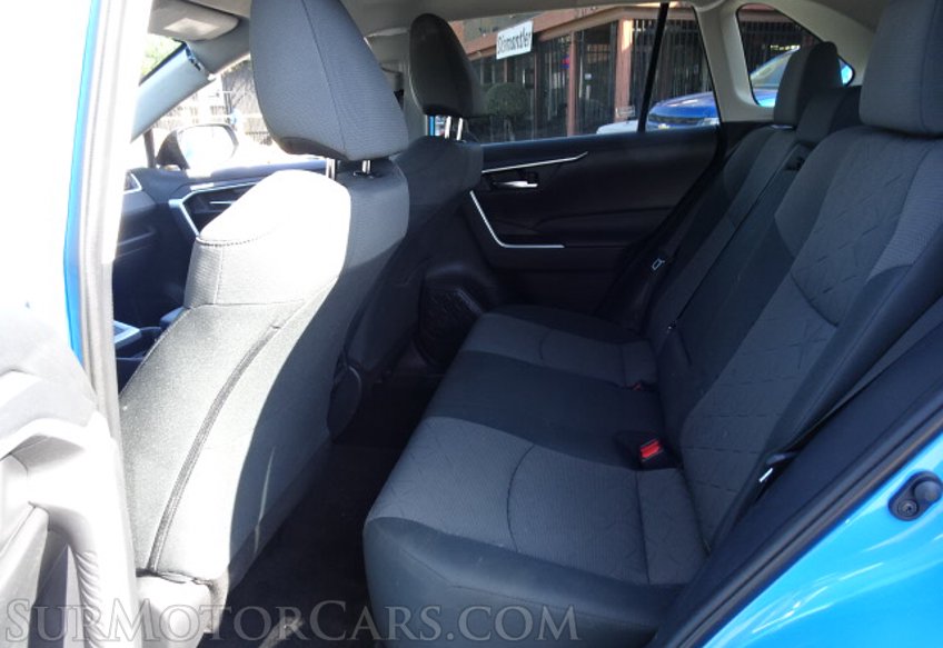2021 Toyota RAV4 - Image 27