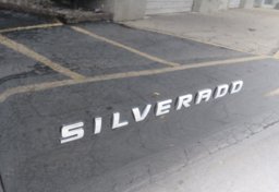 2017 Chevrolet Silverado 1500 - Image 21