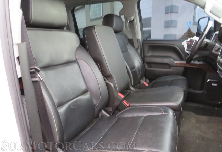 2018 GMC Sierra 3500HD - Image 27