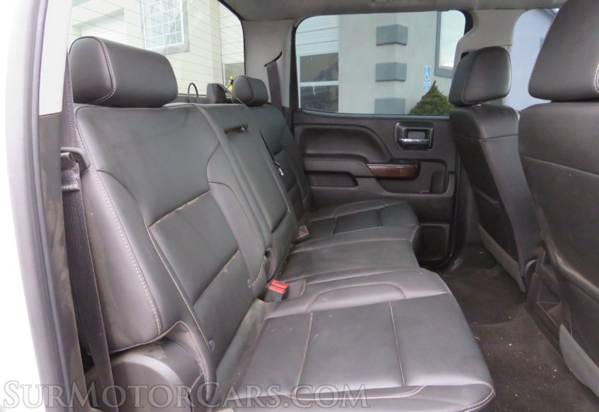 2018 GMC Sierra 3500HD - Image 32